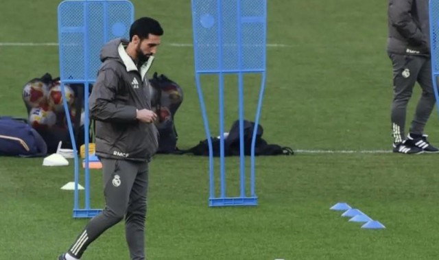 马卡：阿韦洛亚并非临时主帅，皇马已与其签约至下赛季