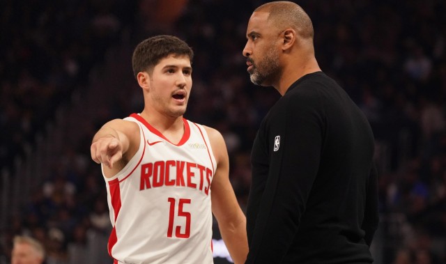 加时为何弃用谢泼德？乌度卡给出明确答案！他在让火箭走绿军老路